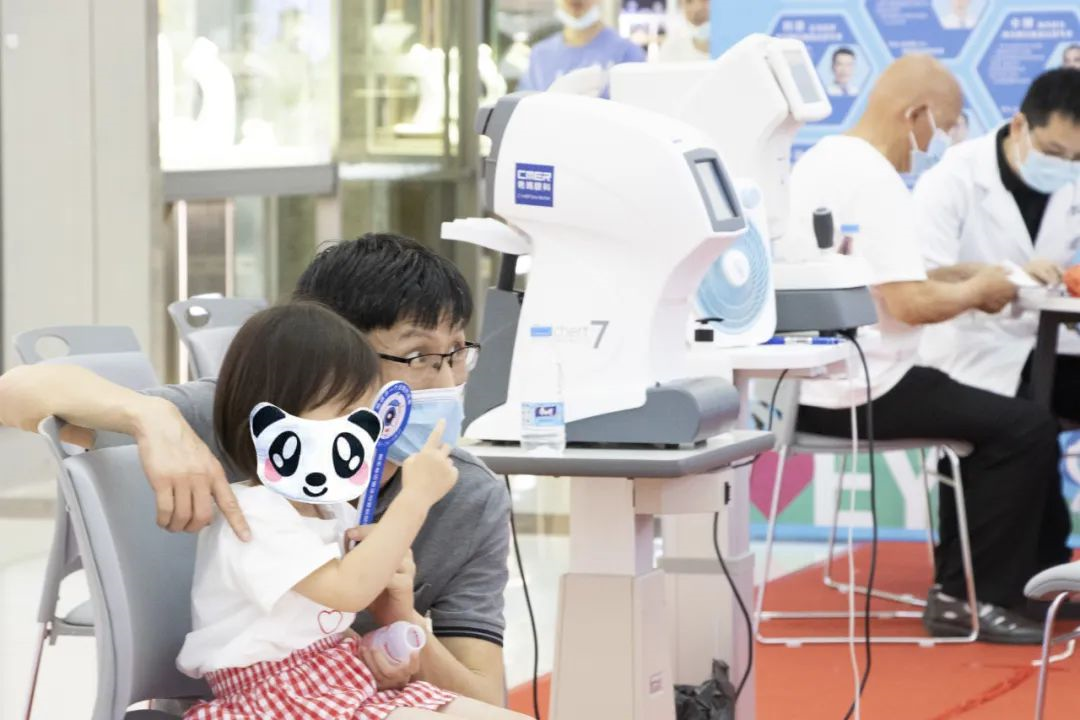 關(guān)注普遍眼健康，惠州希瑪“眼健康科普館”走進(jìn)萬達(dá)廣場！
